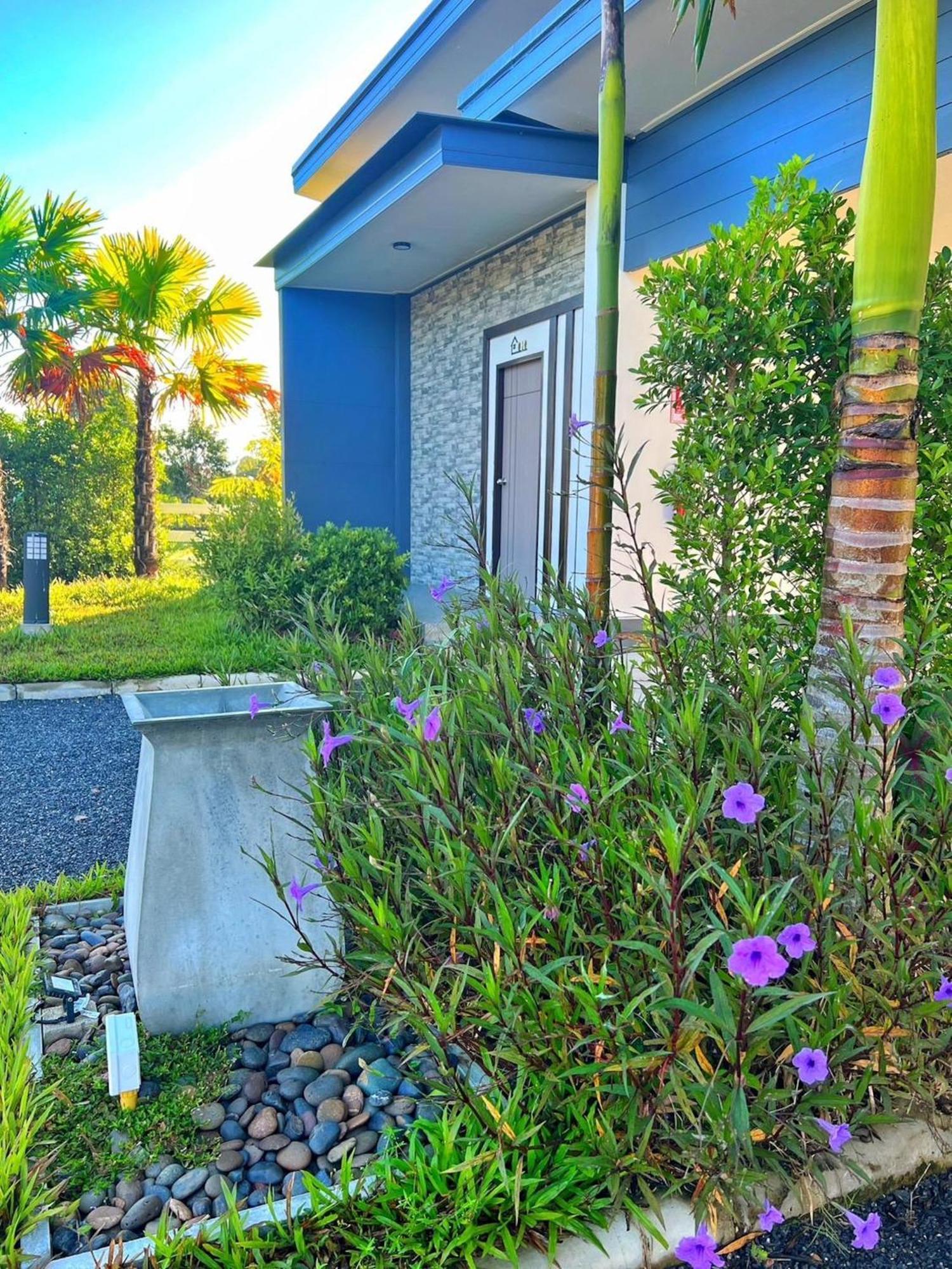 סיצ'ון Blue Moon Boutique Resort מראה חיצוני תמונה